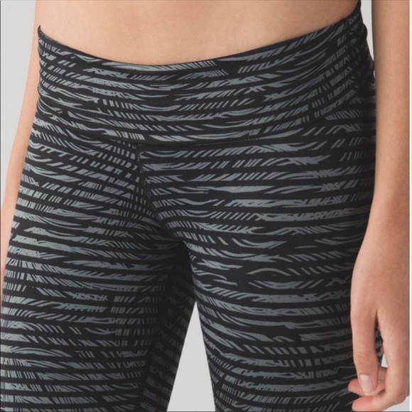 Lululemon Wunder Under Crop High Rise II Palm Roll Down Luon Stripe Play Slate - Picture 11 of 11